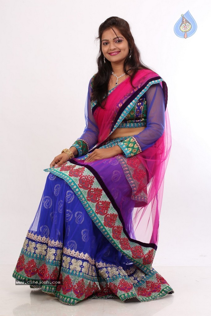 Aswini Hot Gallery - 2 / 111 photos