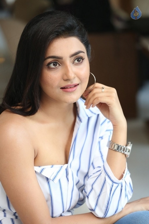 Avantika Mishra Latest Photos - 10 / 63 photos