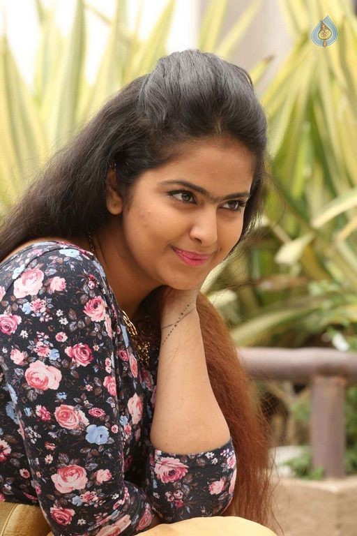 Avika Gor New Photos - 17 / 42 photos