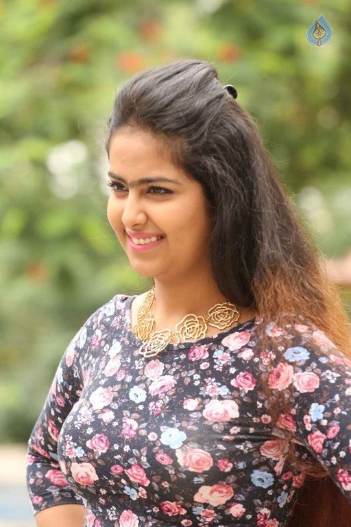 Avika Gor New Photos - 20 / 42 photos