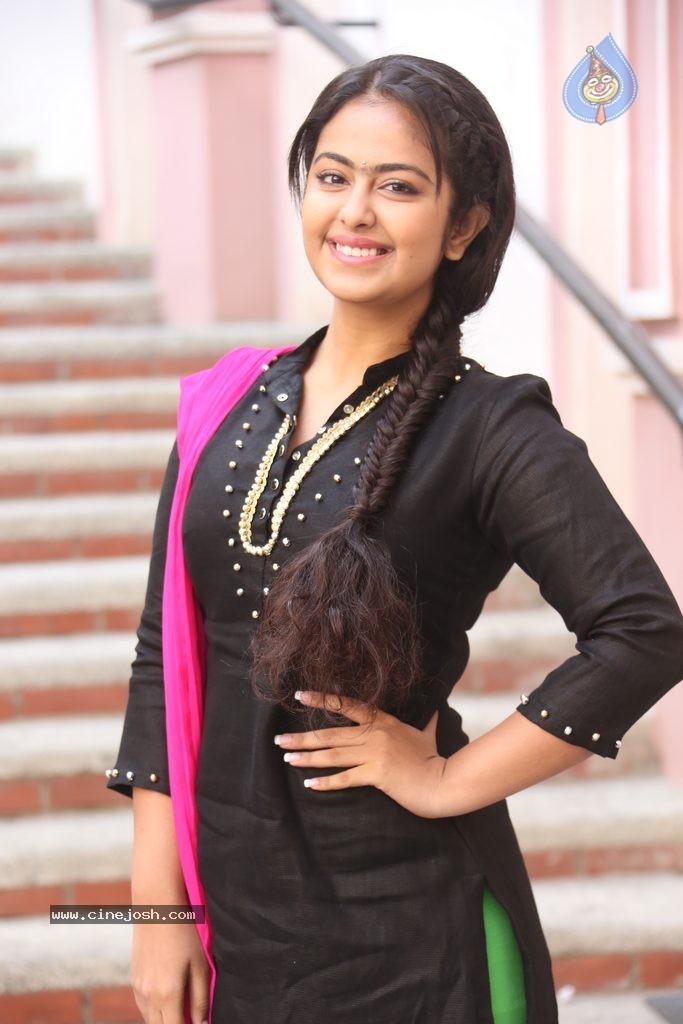 Avika Gor New Stills - 8 / 102 photos