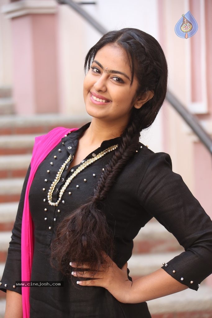 Avika Gor New Stills - 29 / 102 photos