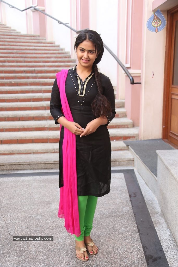 Avika Gor New Stills - 53 / 102 photos