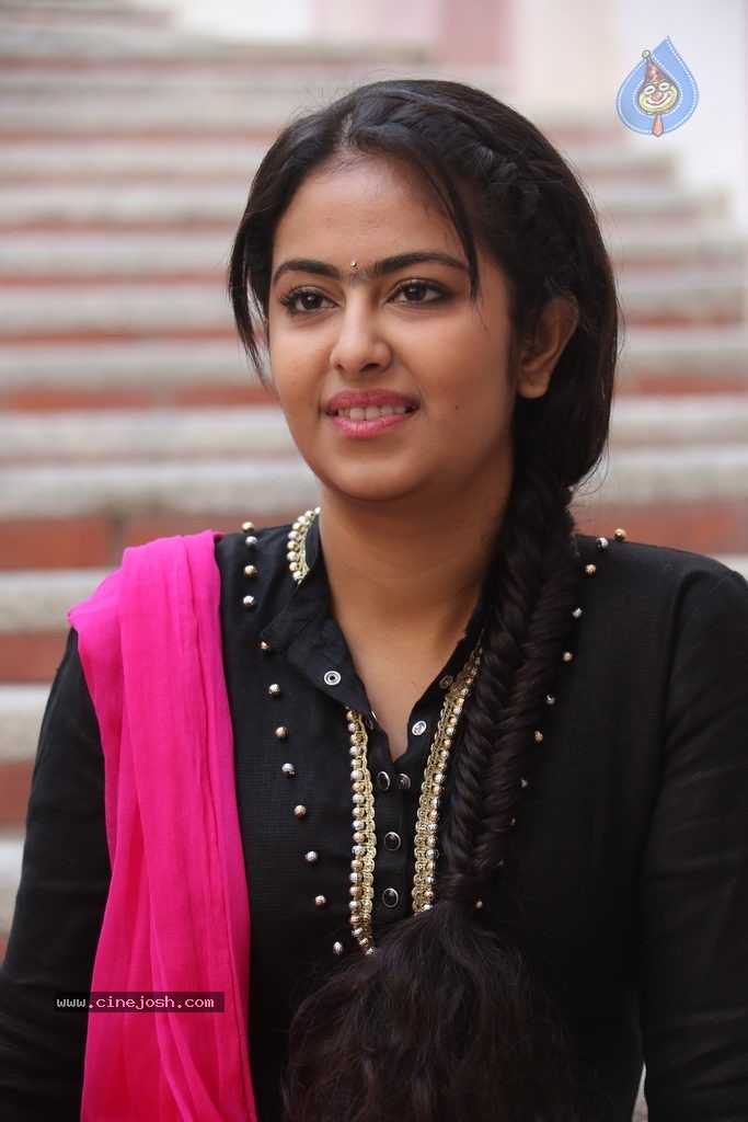 Avika Gor New Stills - 55 / 102 photos