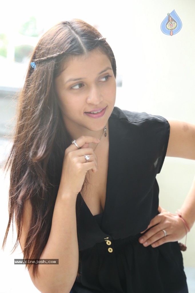 Barbie Handa New Stills - 115 / 125 photos