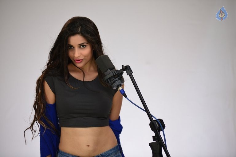 Best Actors Movie Heroines Photos - 33 / 53 photos