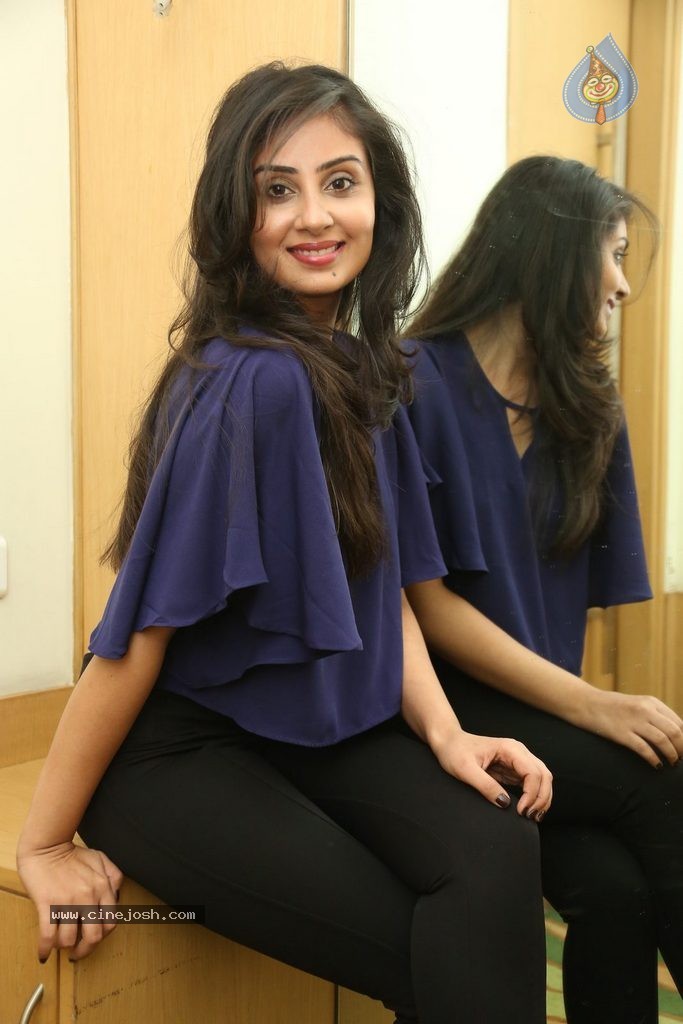 Bhanu Sri Mehra Latest Photos - 15 / 109 photos