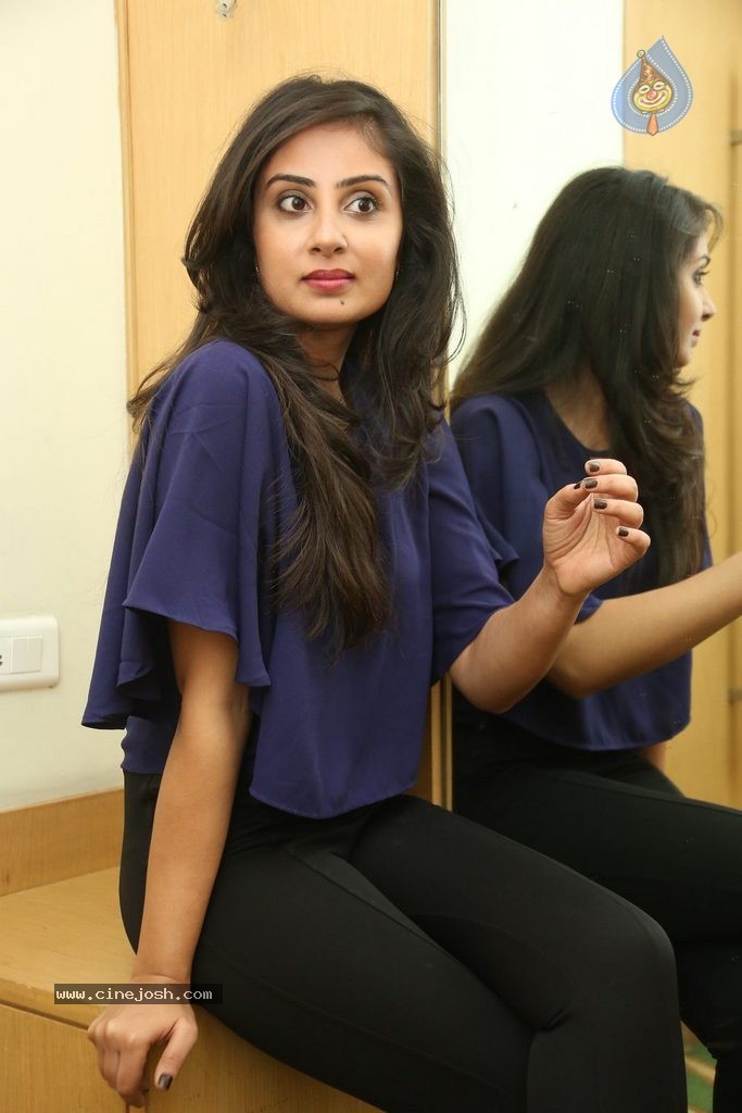 Bhanu Sri Mehra Latest Photos - 37 / 109 photos