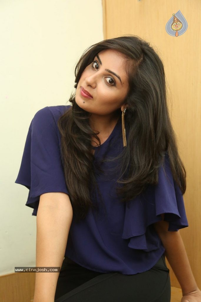 Bhanu Sri Mehra Latest Photos - 79 / 109 photos