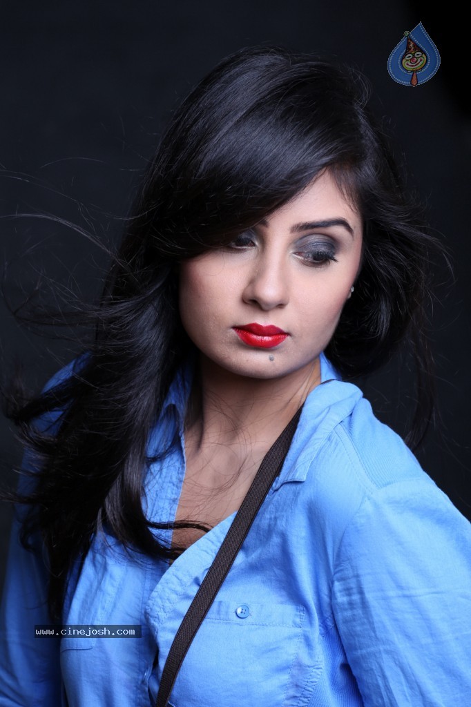 Bhanu Sri Mehra New Gallery - 1 / 117 photos