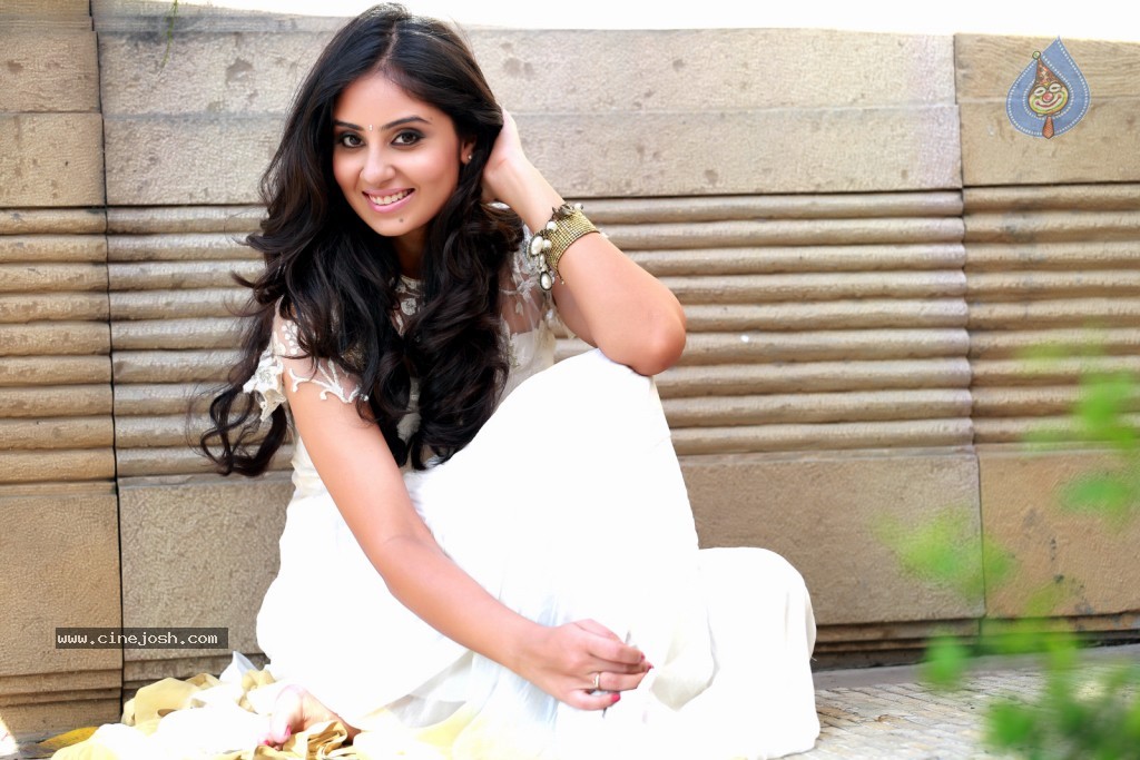 Bhanu Sri Mehra New Photos - 42 / 68 photos
