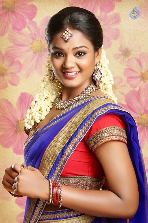 Bharatha Naidu Photoshoot - 13 / 13 photos