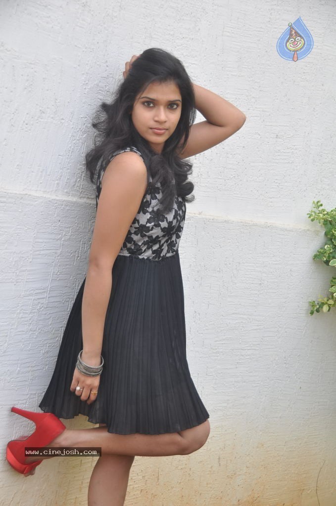 Bhargavi Latest Stills - 8 / 70 photos