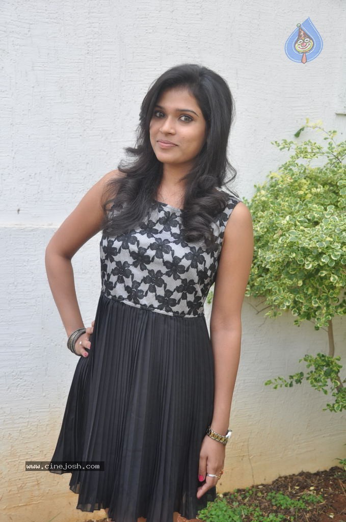 Bhargavi Latest Stills - 26 / 70 photos