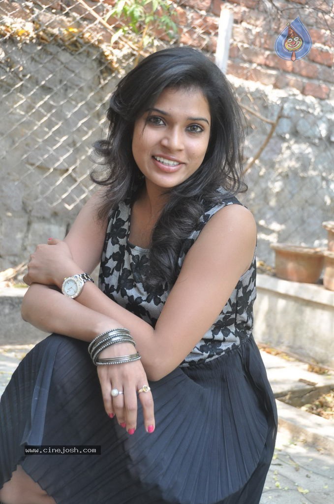 Bhargavi Latest Stills - 45 / 70 photos