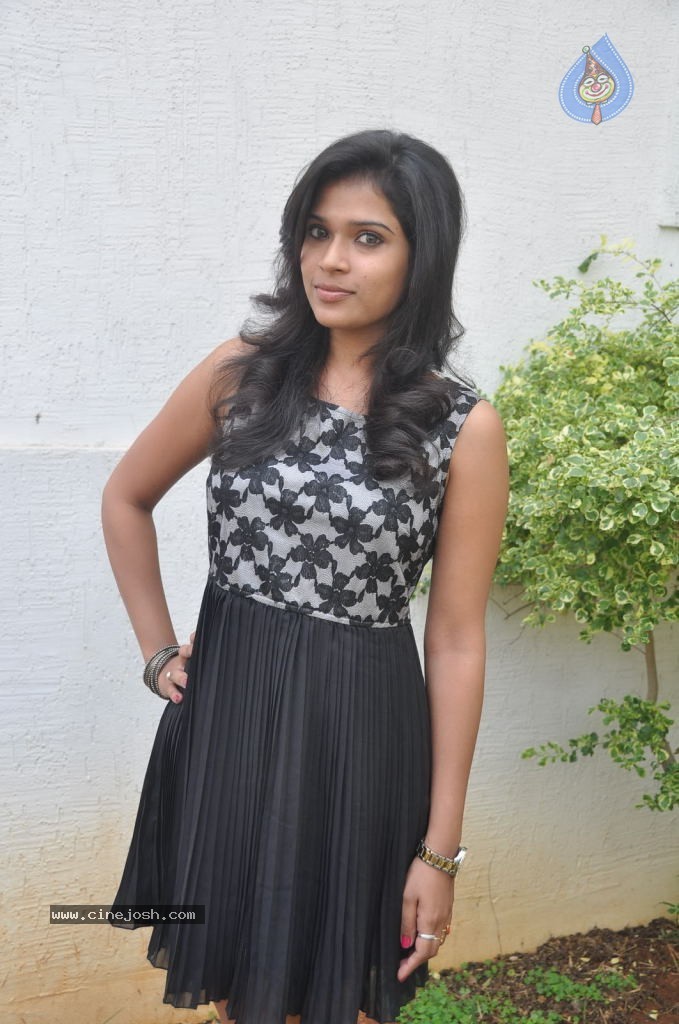 Bhargavi Latest Stills - 47 / 70 photos