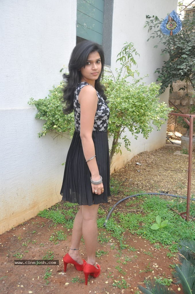 Bhargavi Latest Stills - 55 / 70 photos