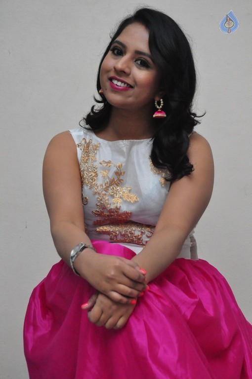 Bhavana New Pics - 24 / 30 photos