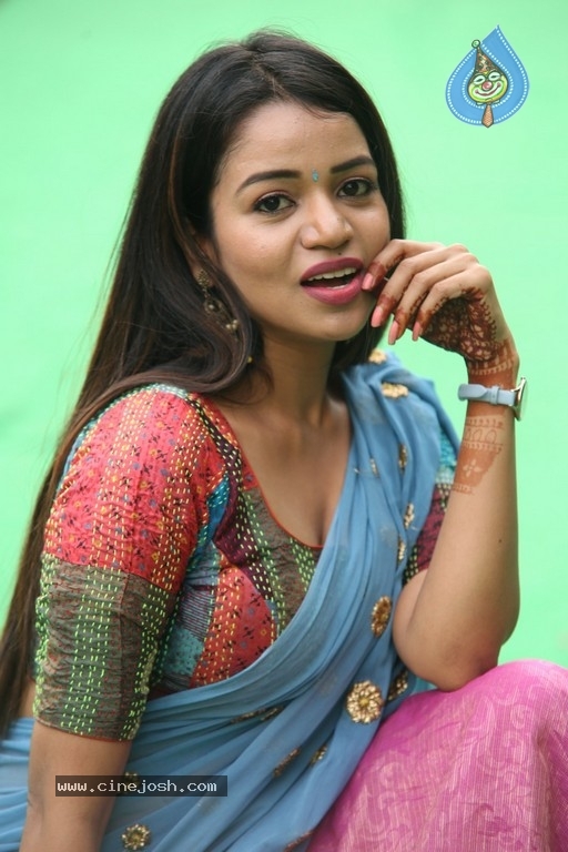 Bhavya Sri Images - 22 / 28 photos