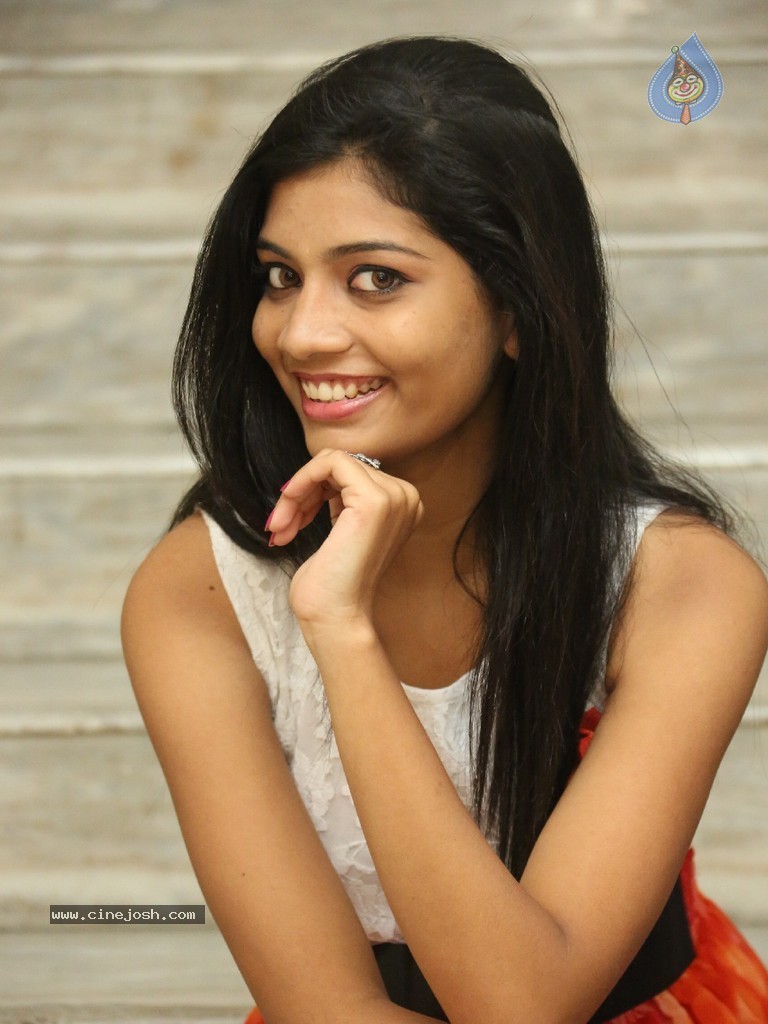 Bindhu New Photos - 102 / 106 photos