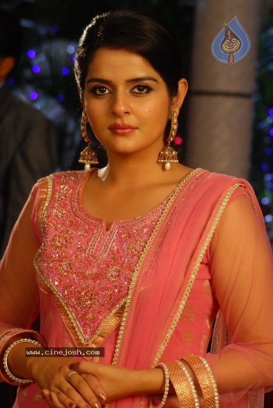 Biyanka Stills - Chalaki Movie - 5 / 9 photos