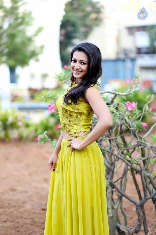 Catherine Tresa Photo Shoot - 1 / 23 photos