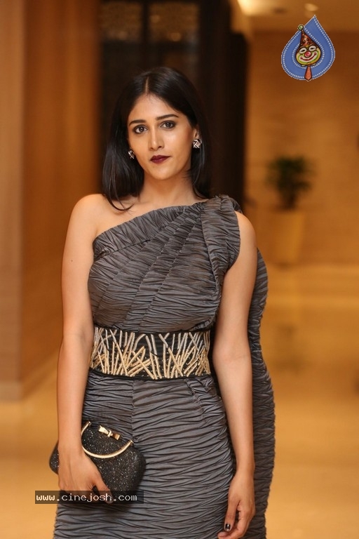 Chandini Chowdary Pics - 11 / 12 photos