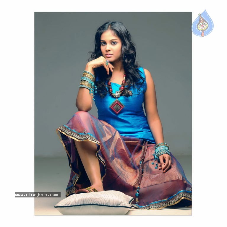 Chandini Hot Stills - 9 / 20 photos