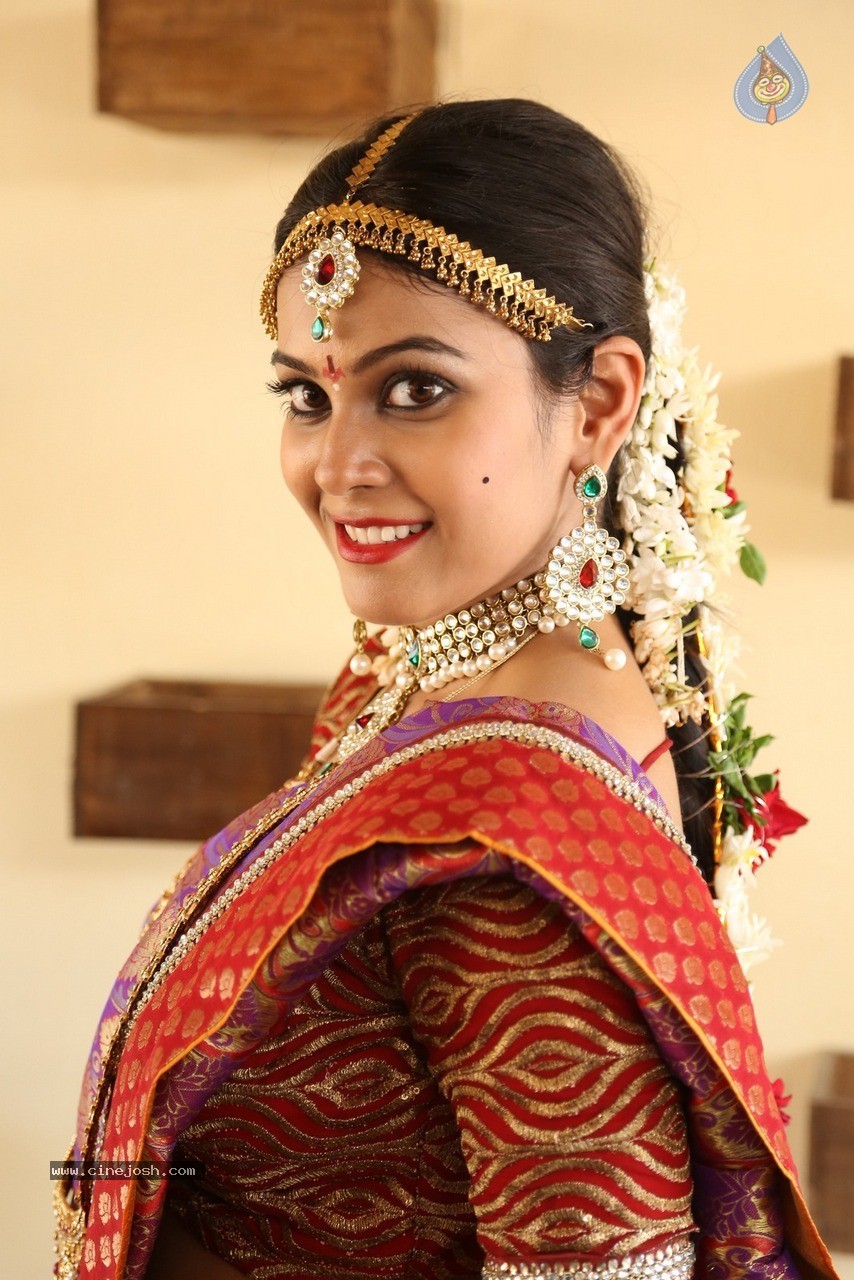 Chandini Latest Photos - 19 / 87 photos