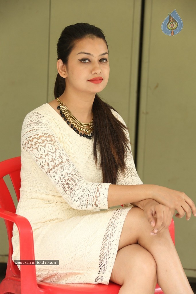 Chandini Latest Stills - 24 / 78 photos