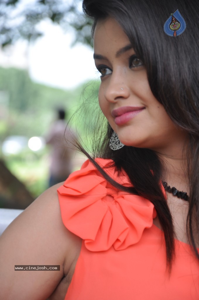 Chandini New Stills - 2 / 29 photos