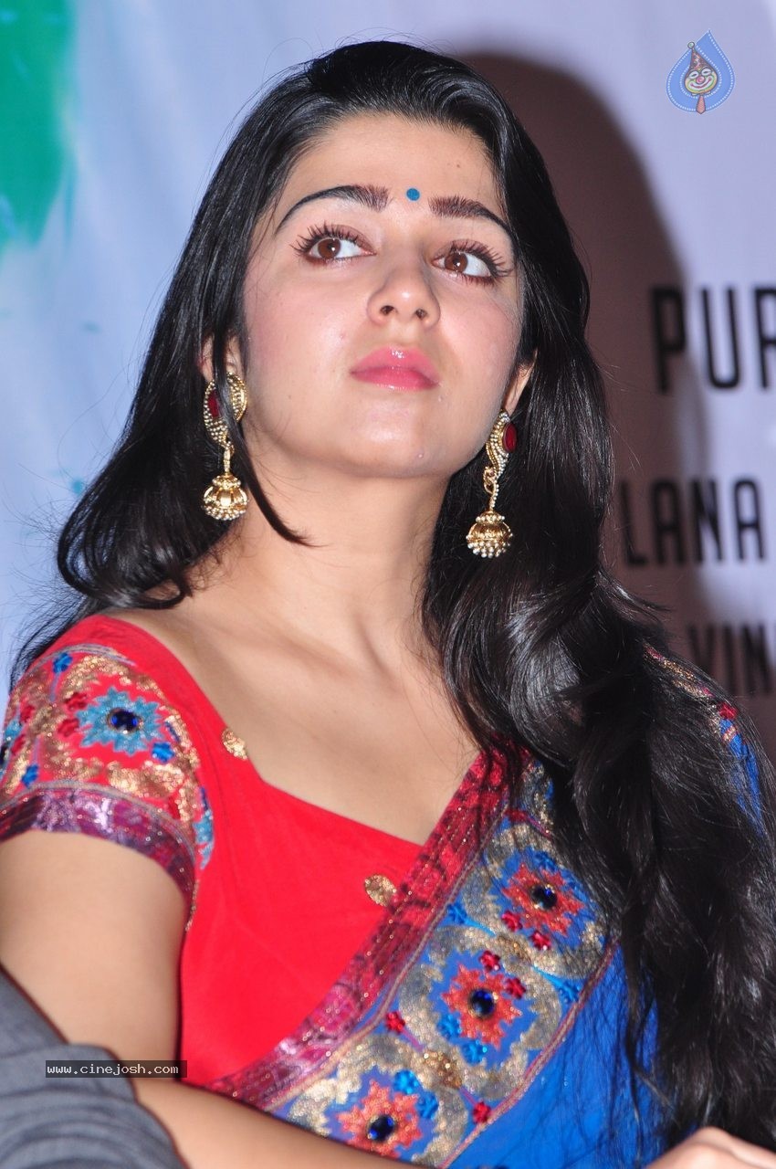Charmi at Jyothi Lakshmi SM - 12 / 83 photos
