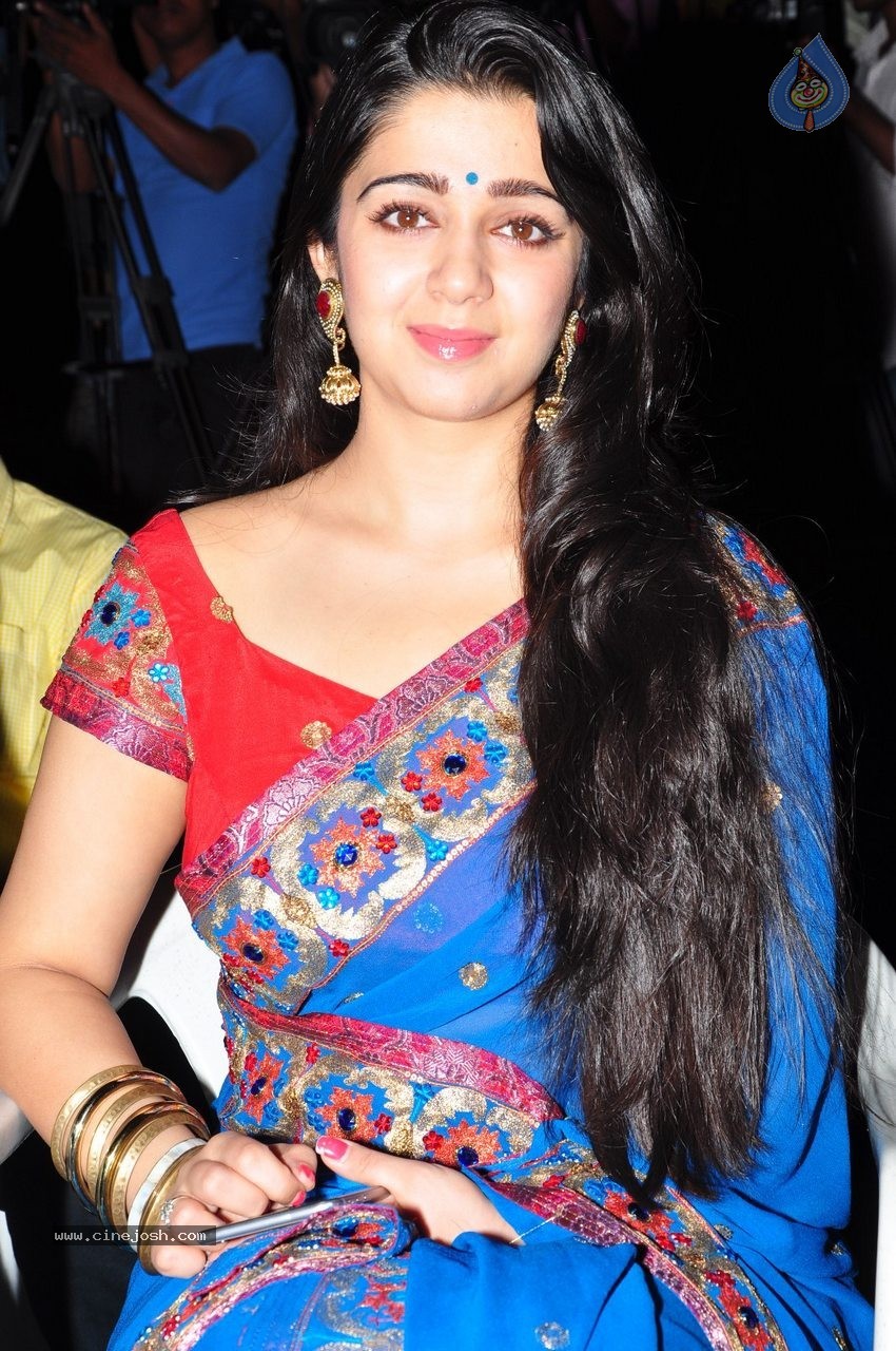 Charmi at Jyothi Lakshmi SM - 30 / 83 photos