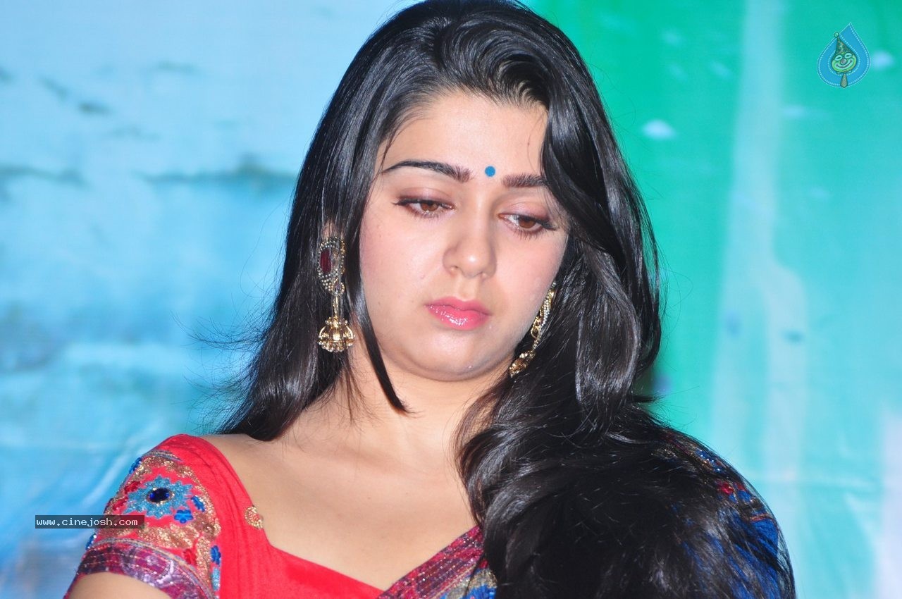 Charmi at Jyothi Lakshmi SM - 37 / 83 photos