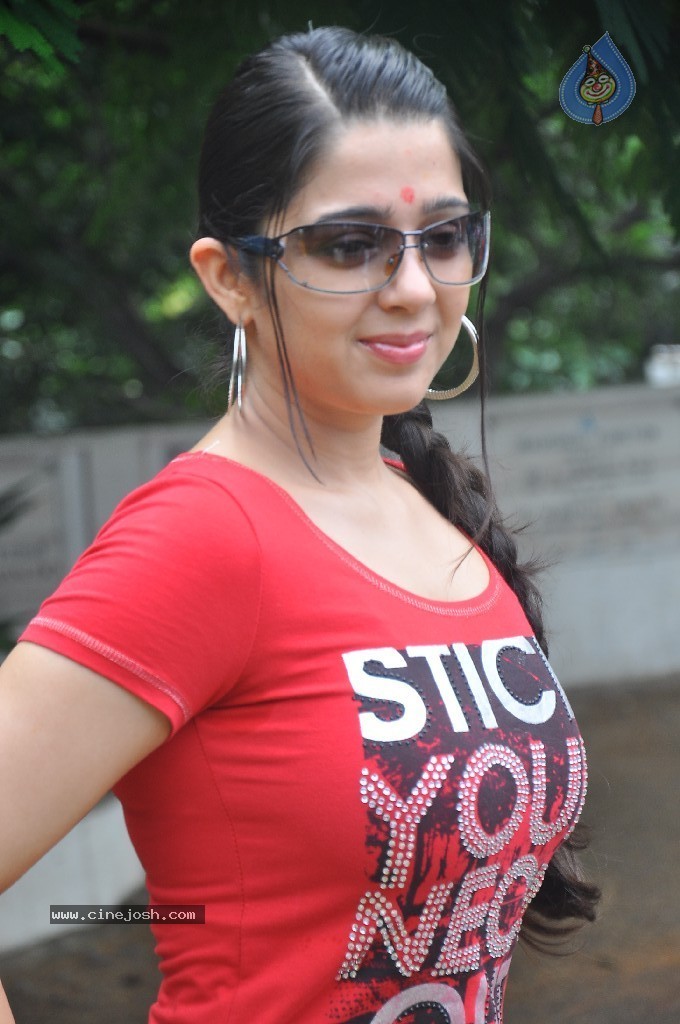 Charmi Latest Pics - 15 / 61 photos