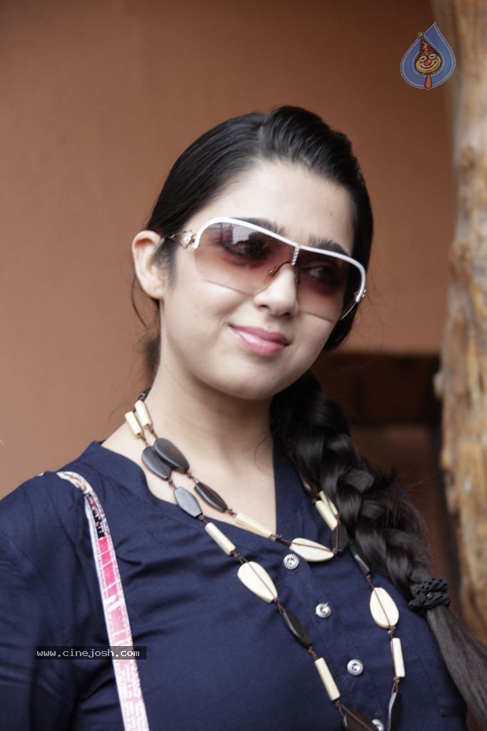 Charmi Latest Pics - 22 / 105 photos