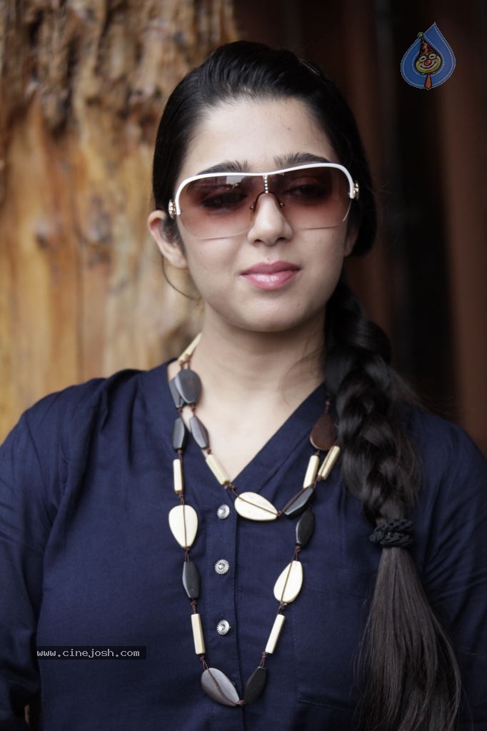 Charmi Latest Pics - 23 / 105 photos