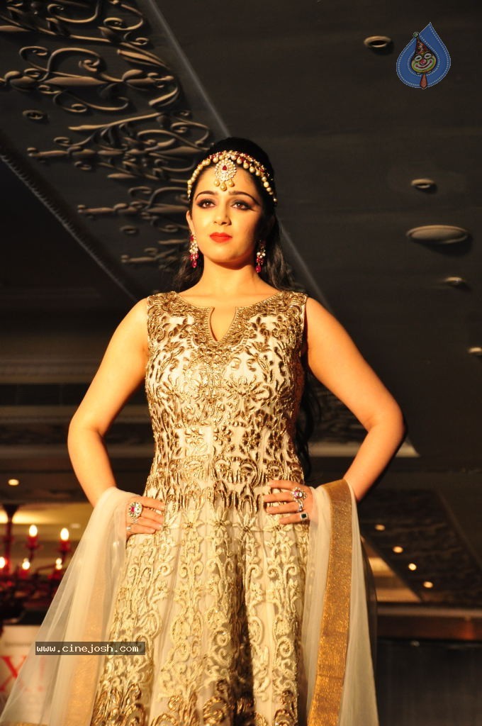 Charmi New Pics - 39 / 45 photos