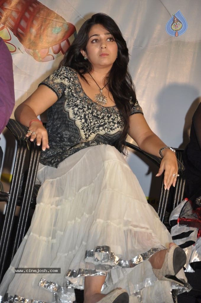 Charmi New Stills - 29 / 50 photos