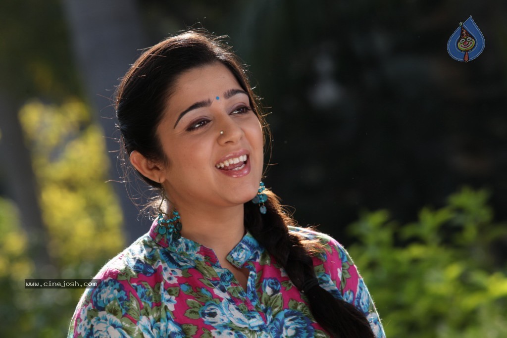 Charmi New Stills - 12 / 47 photos