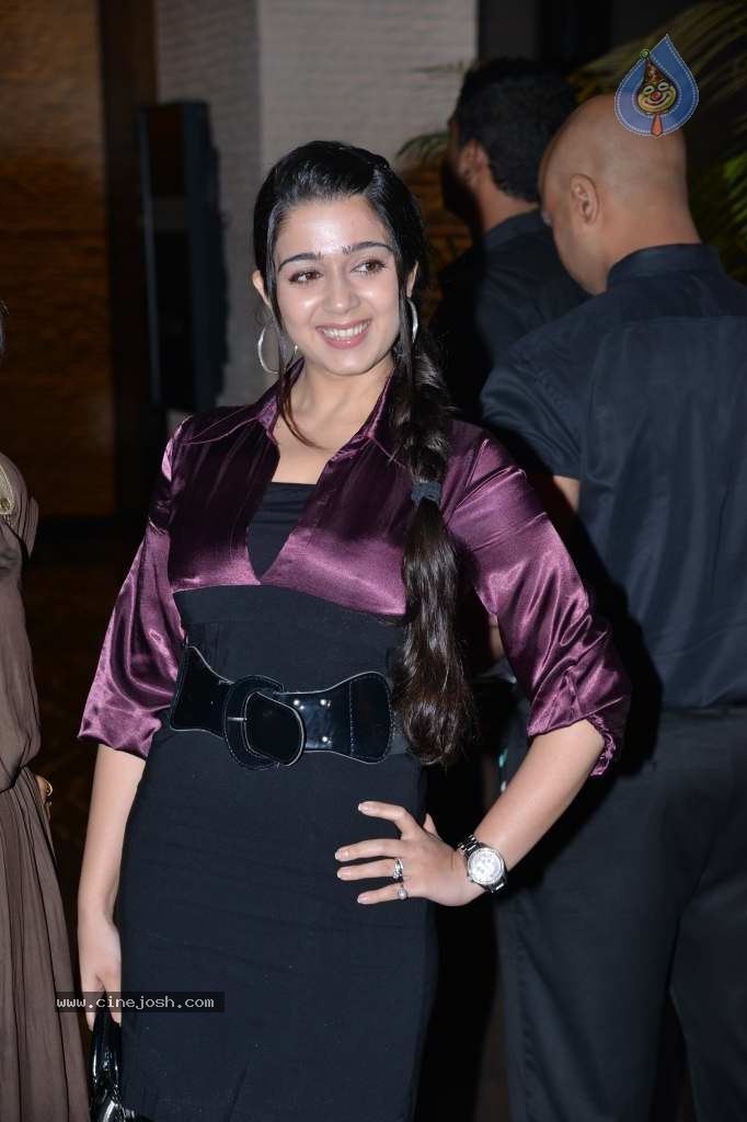 Charmi Pics - 5 / 31 photos