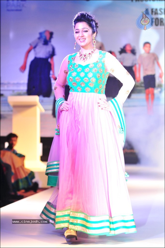 Charmi Ramp Walk Photos - 21 / 47 photos