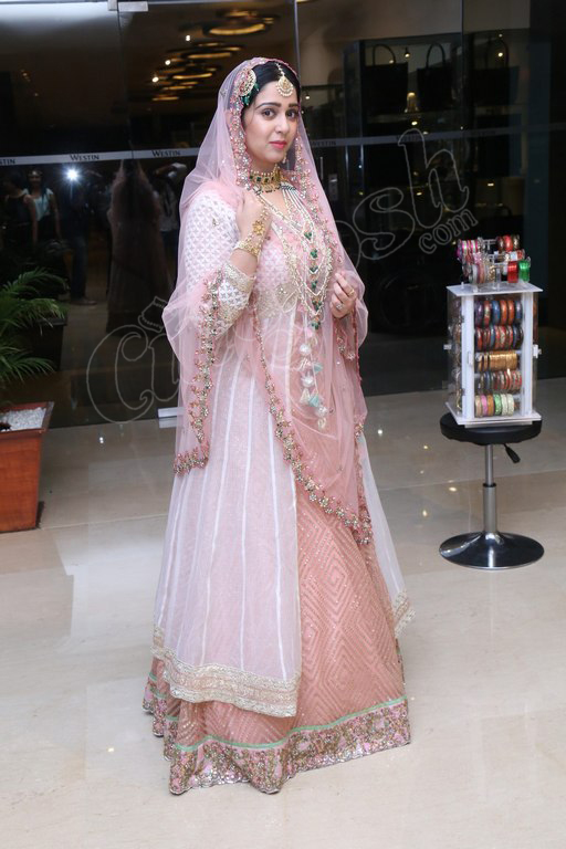 Charmy Kaur New Pics - 10 / 24 photos