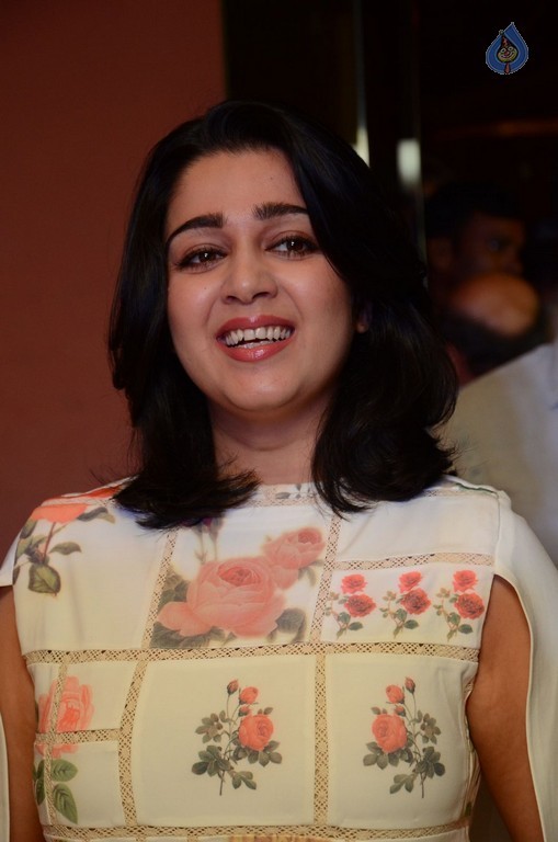 Charmy Kaur Photos - 6 / 36 photos