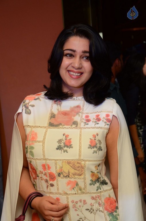 Charmy Kaur Photos - 29 / 36 photos