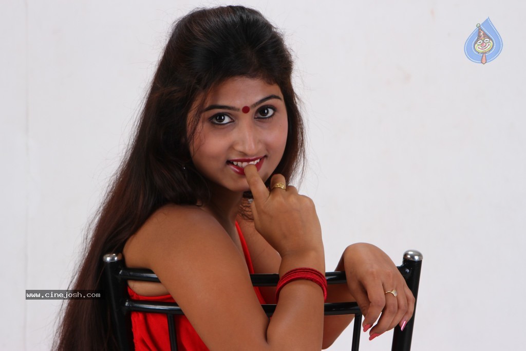 Charulatha Hot Stills - 40 / 79 photos