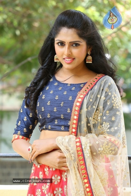 Cherishma Sri New Pics - 25 / 37 photos