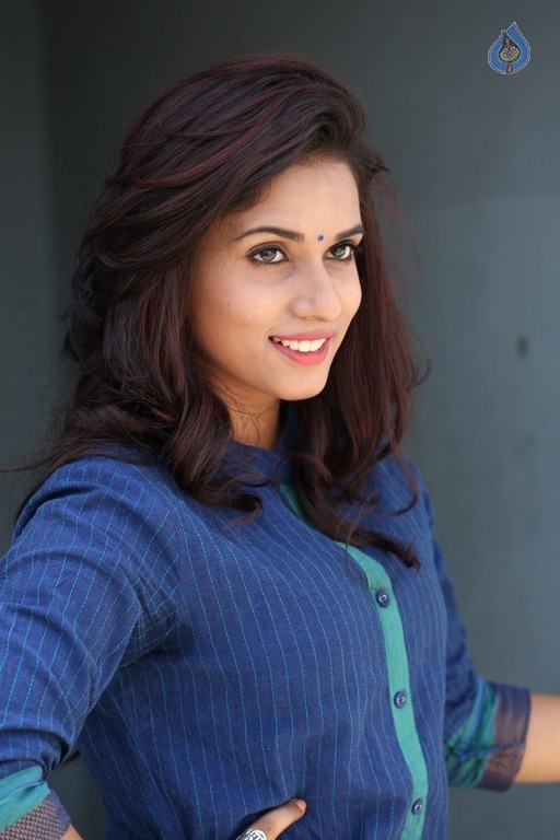 Chetana Uttej Gallery - 36 / 40 photos