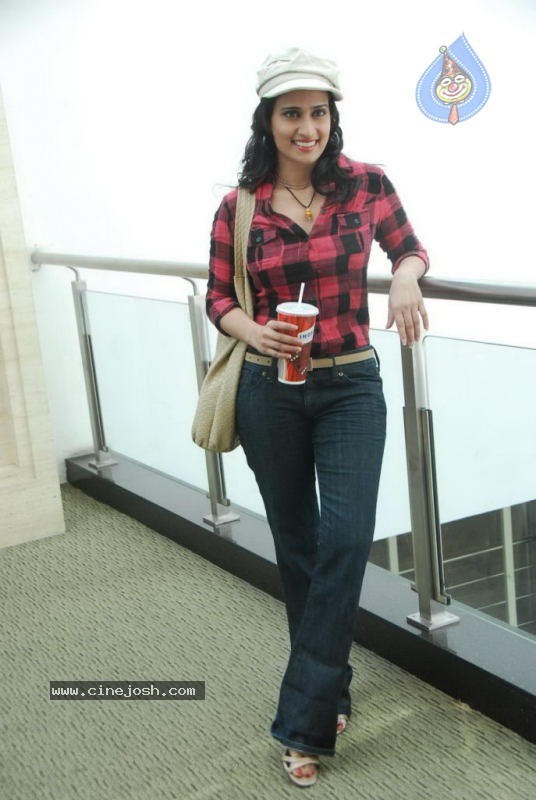 Chinmayi Ghatrazu Latest Gallery - 23 / 46 photos