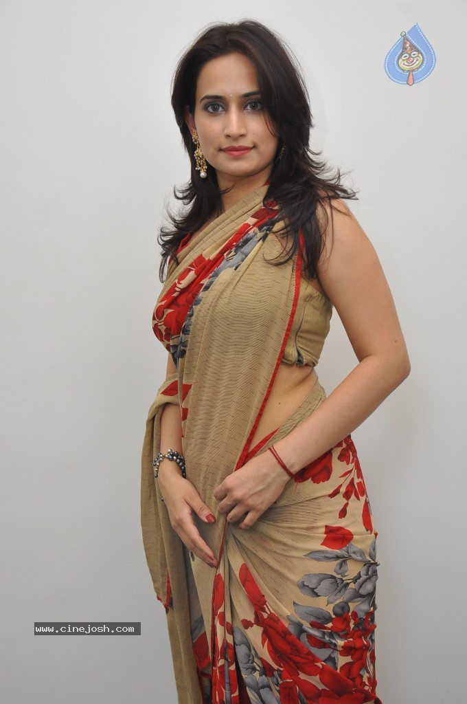 Chinmayi Ghatrazu Latest Photos - 29 / 48 photos